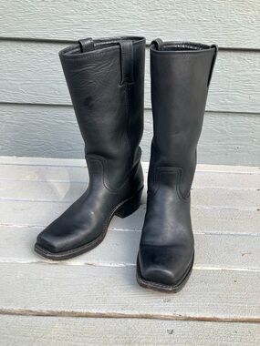 Frye Woman Calvary 12L Boots Made in USA Like New Size 7.5